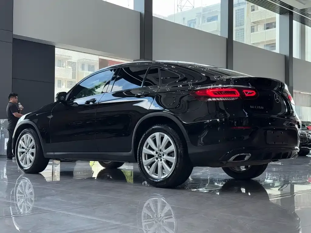 Mercedes-Benz GLC Coupe — фото 4