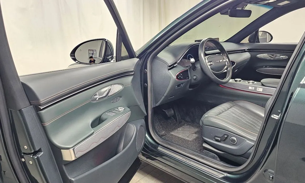 Genesis GV70 — фото 10