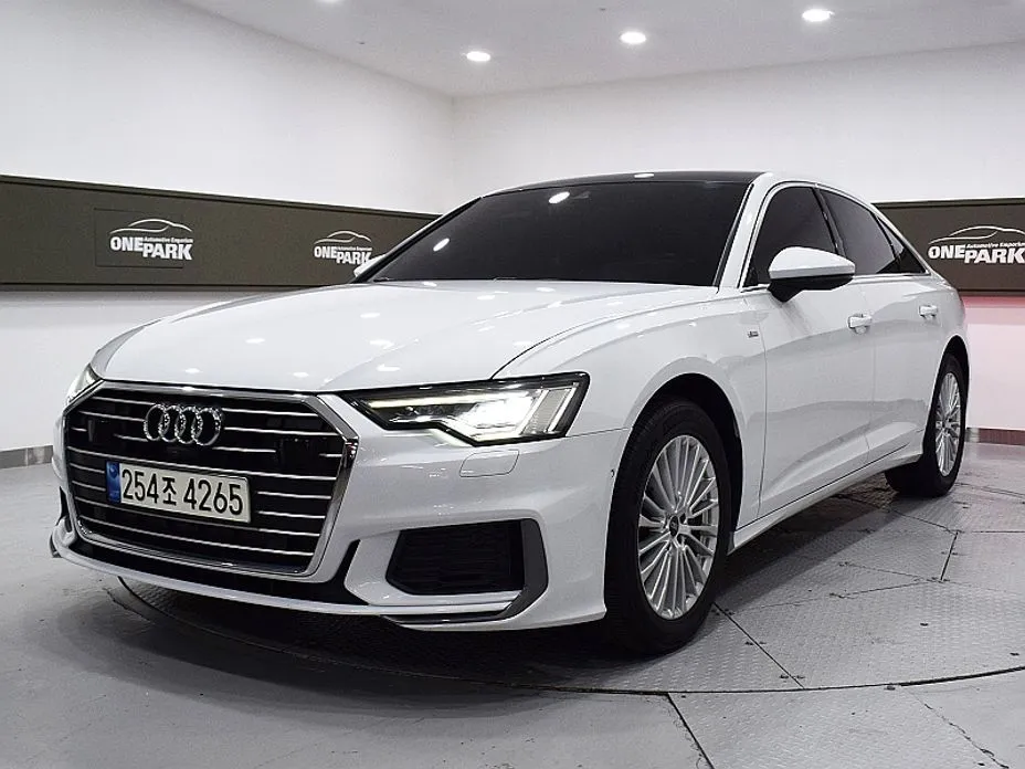 Audi A6 — фото 1