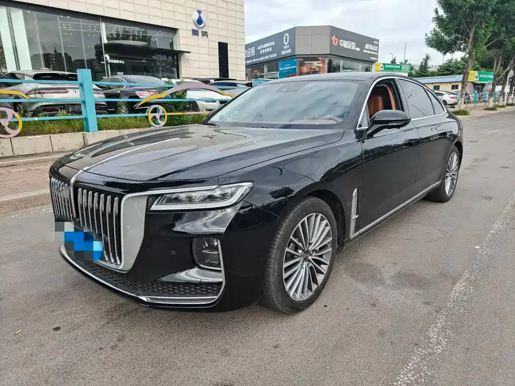 Hongqi H9 — фото 1