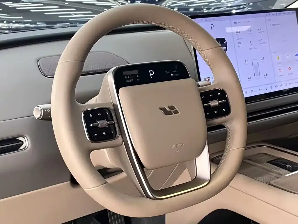 Li Auto Li i8 — фото 8