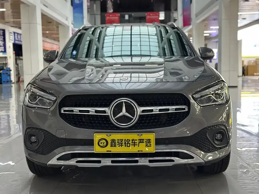 Mercedes-Benz GLA — фото 10