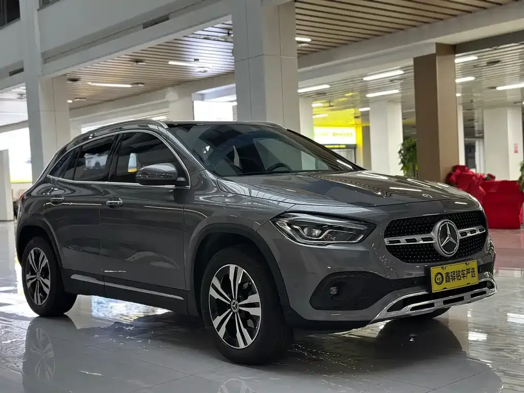 Mercedes-Benz GLA — фото 8