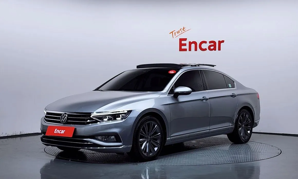Volkswagen Passat — фото 1