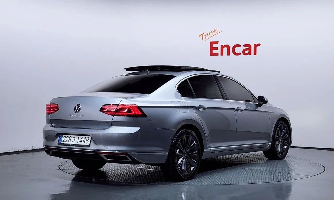 Volkswagen Passat — фото 6