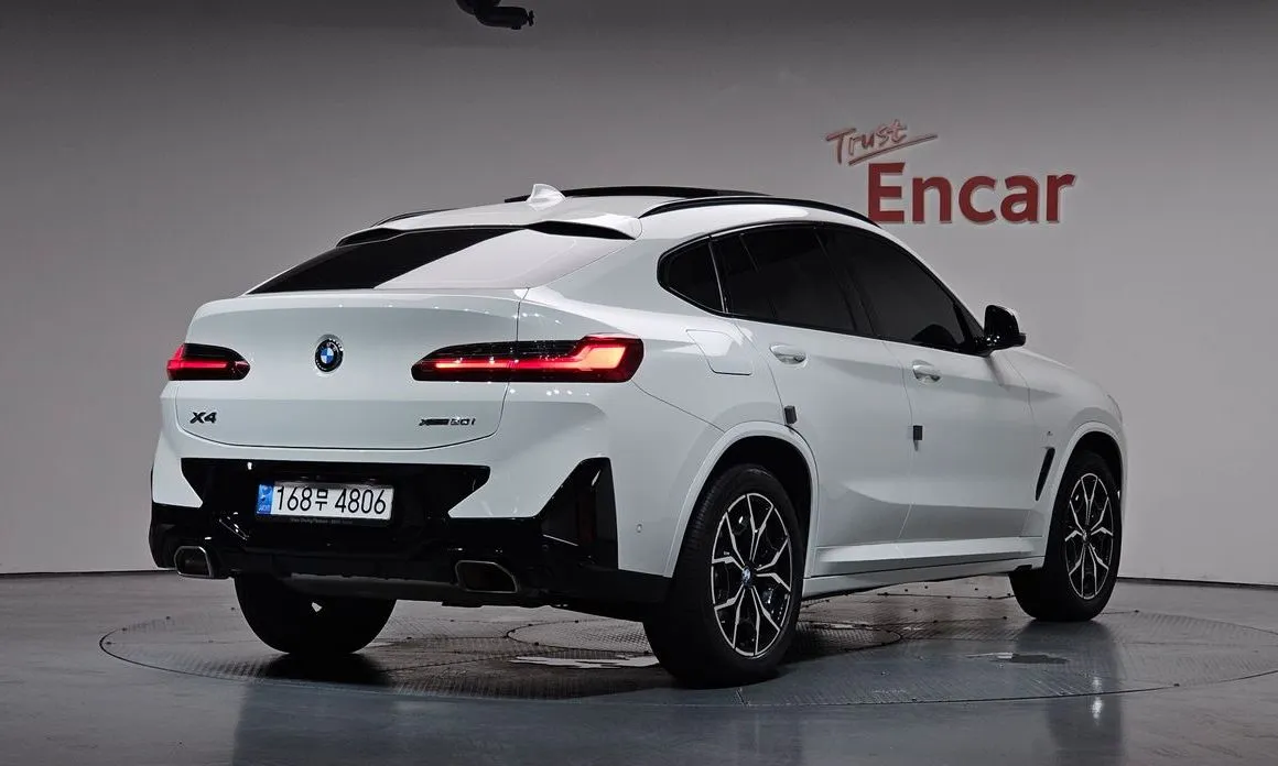 BMW X4 — фото 7