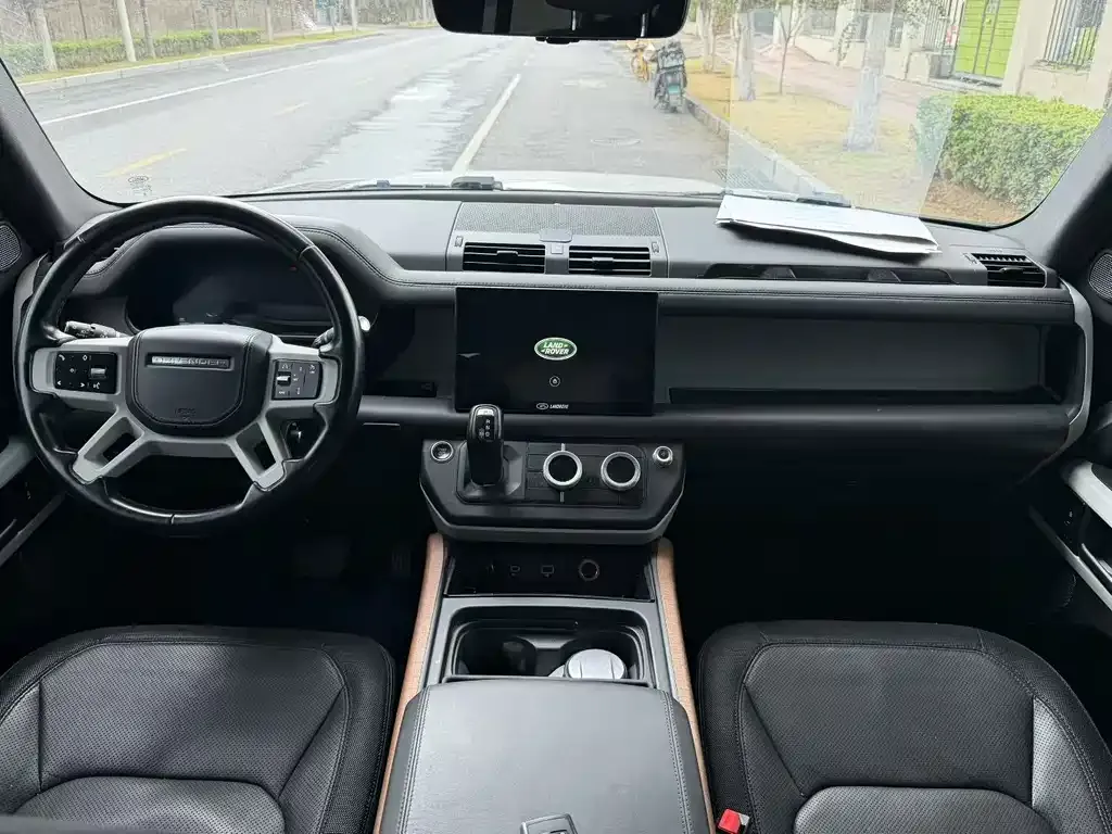 Land Rover Defender — фото 5