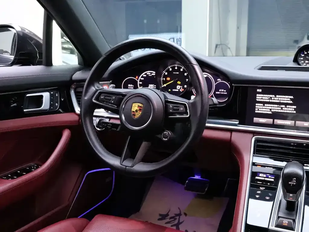 Porsche Panamera Hybrid — фото 10