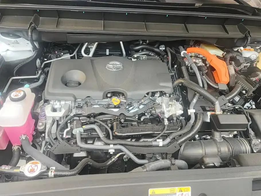 Toyota Highlander — фото 10