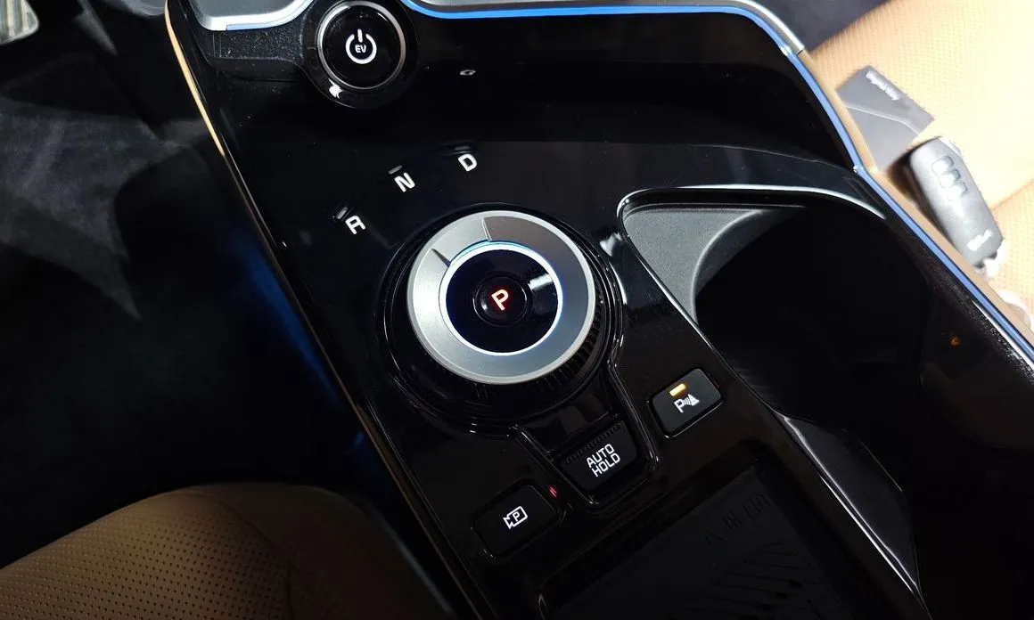 Kia EV6 — фото 3