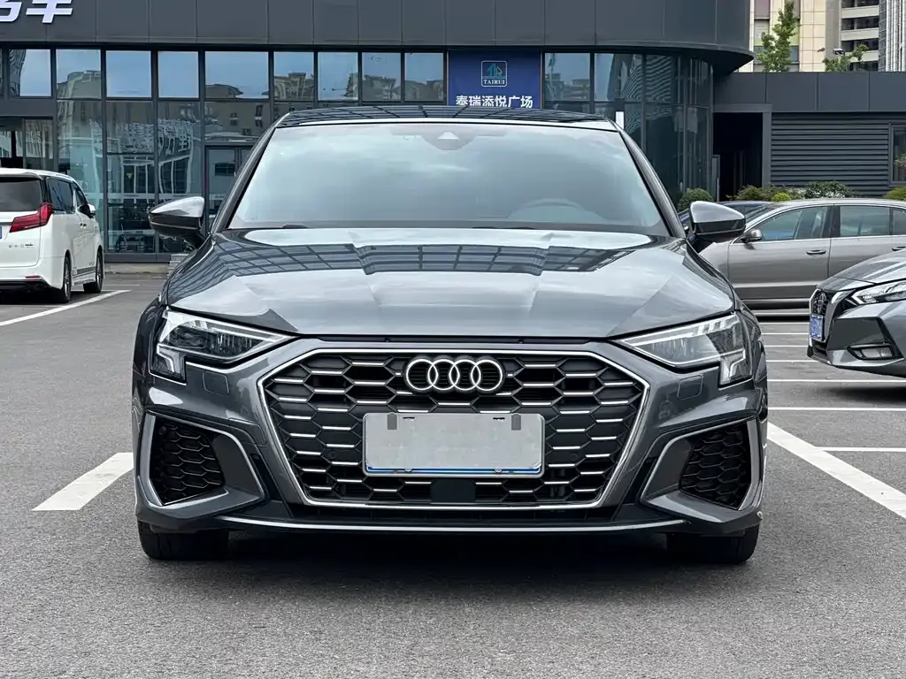 Audi A3 — фото 3