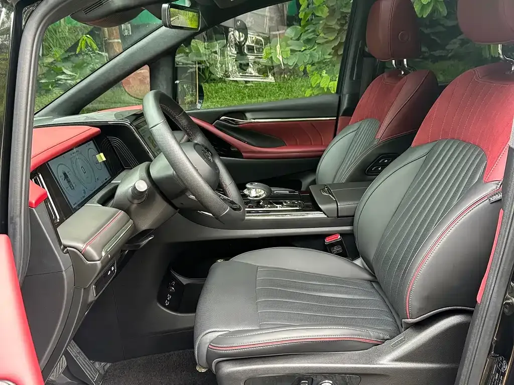 GAC Motor Trumpchi M8 — фото 2