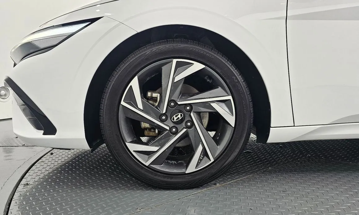 Hyundai AVANTE — фото 6