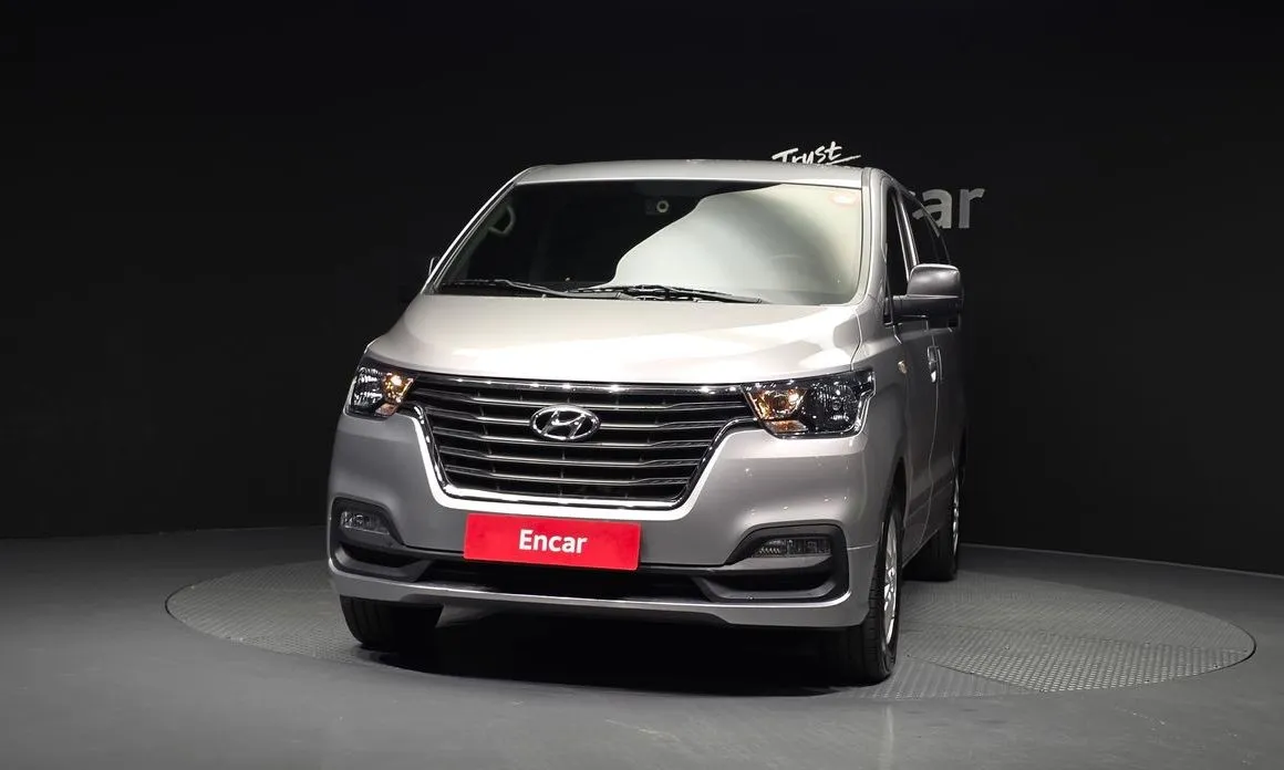 Hyundai Starex — фото 4