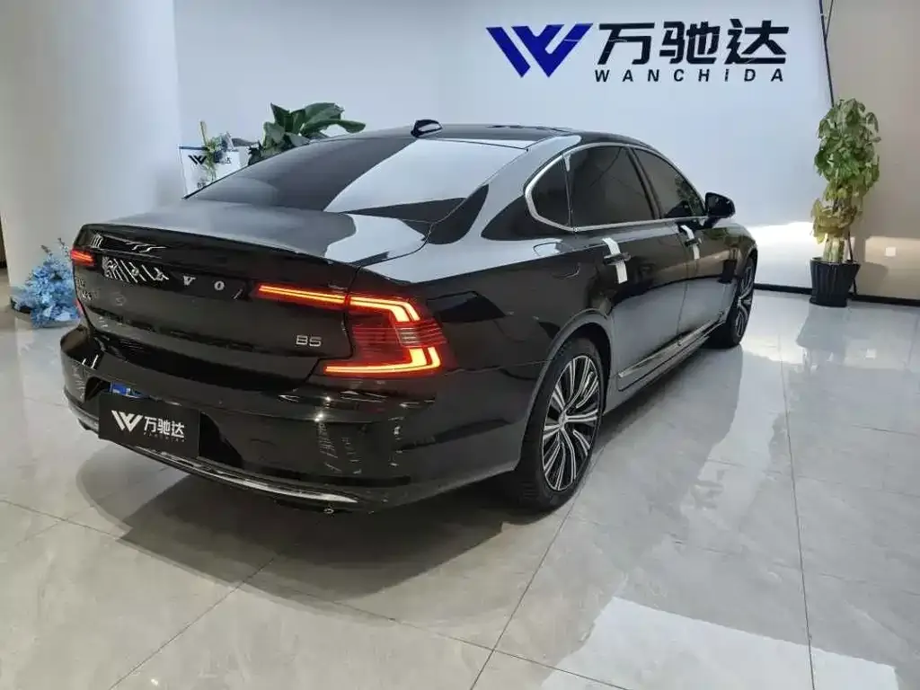 Volvo S90 — фото 7