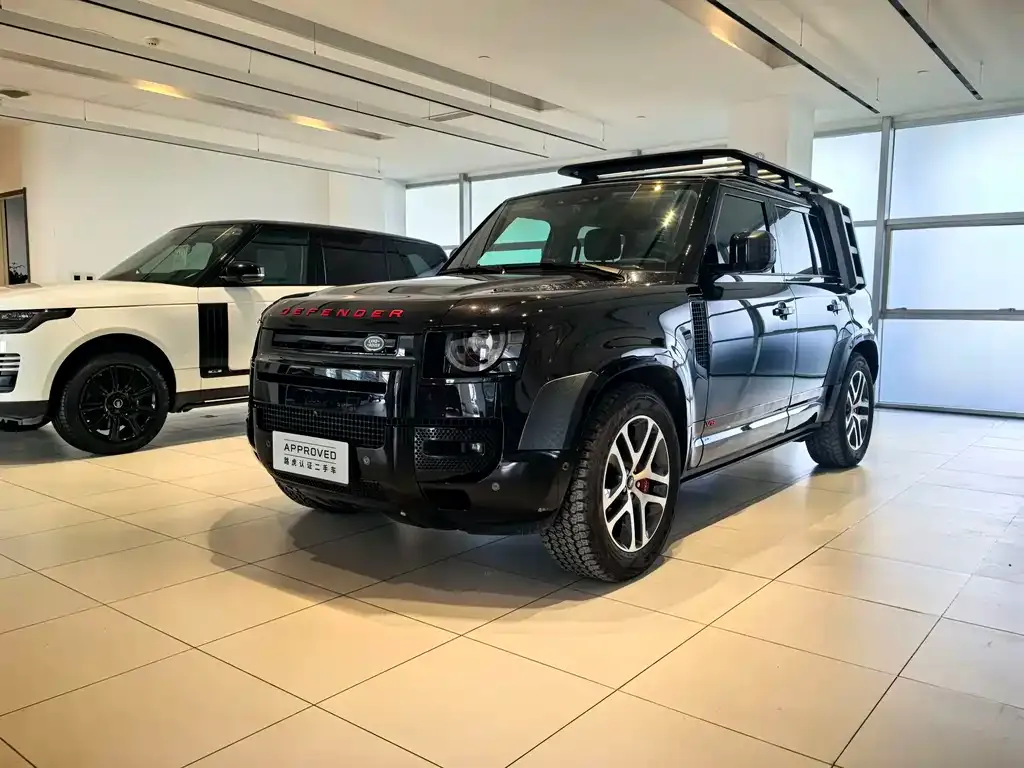Land Rover Defender — фото 1