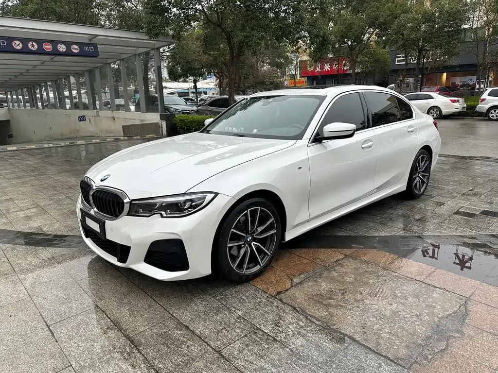 BMW 3 Series — фото 1