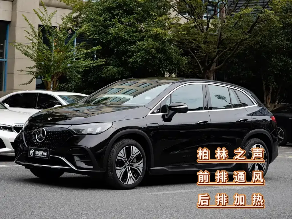 Mercedes-Benz EQE SUV — фото 1