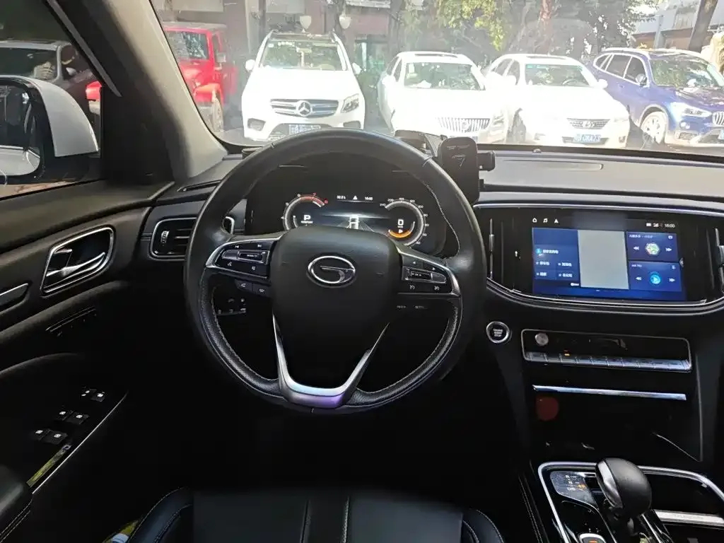 GAC Motor Trumpchi GS8 — фото 4
