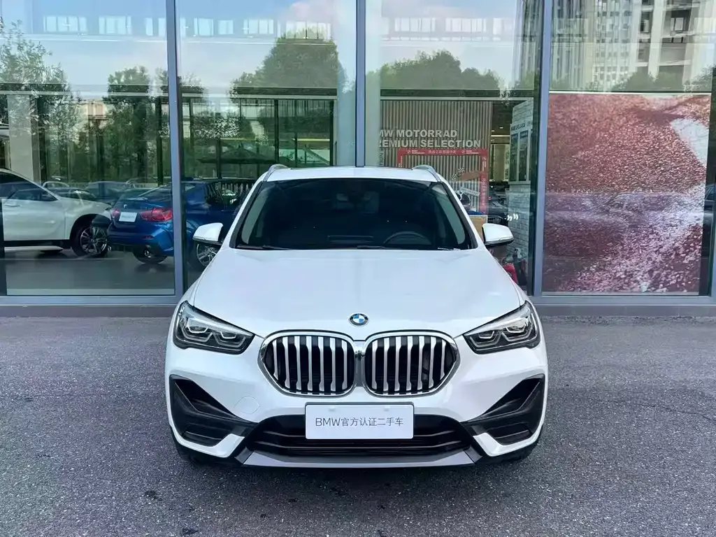 BMW X1 — фото 2