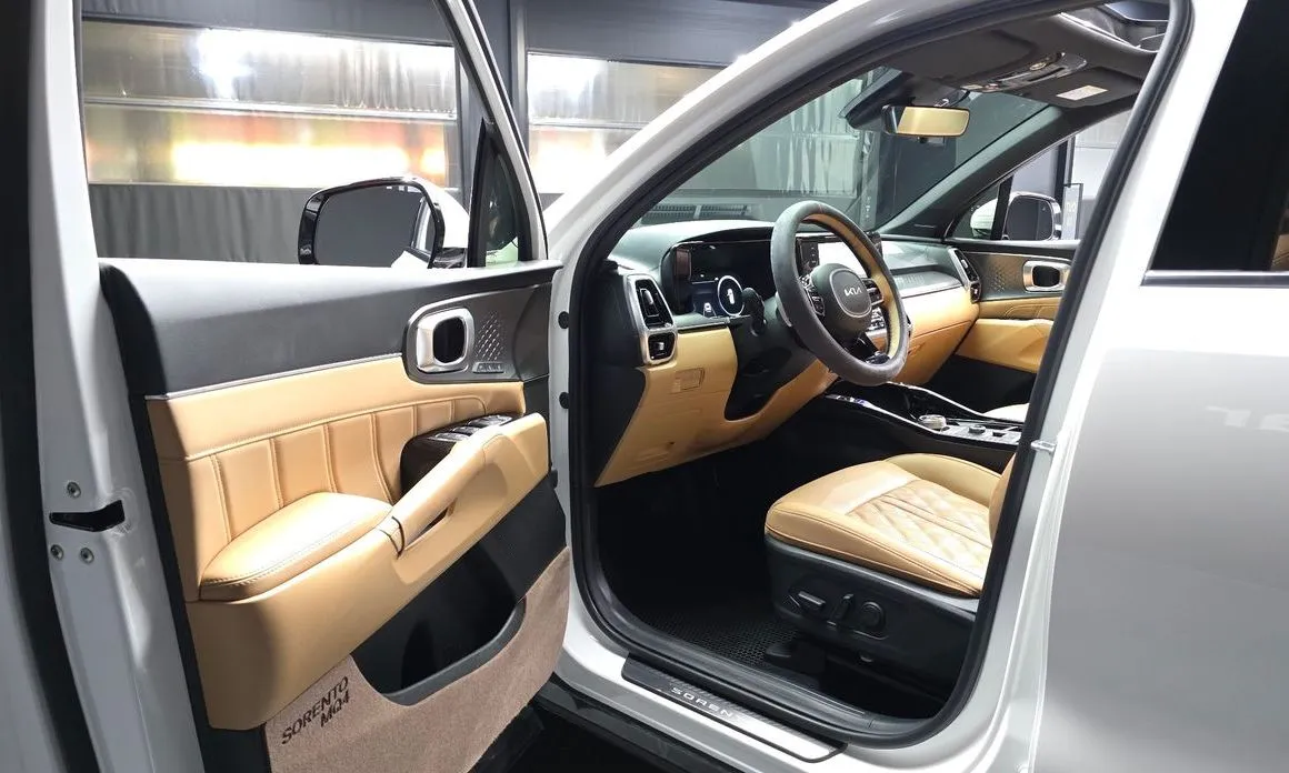 Kia Sorento — фото 7