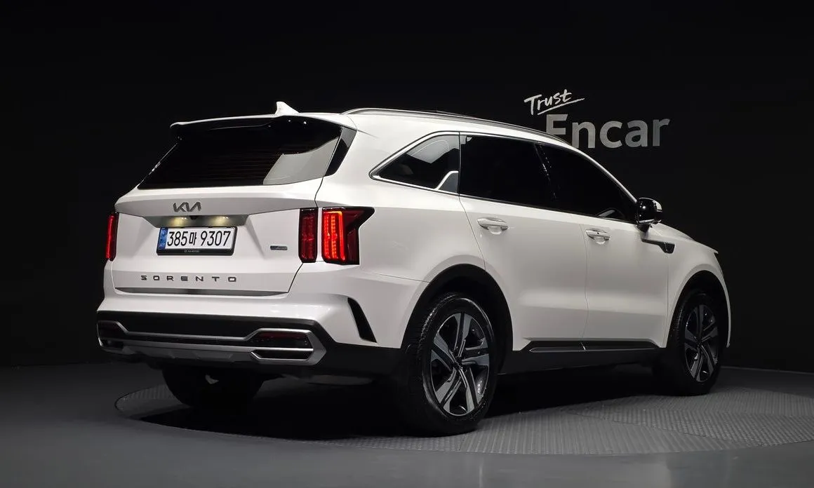 Kia Sorento — фото 6