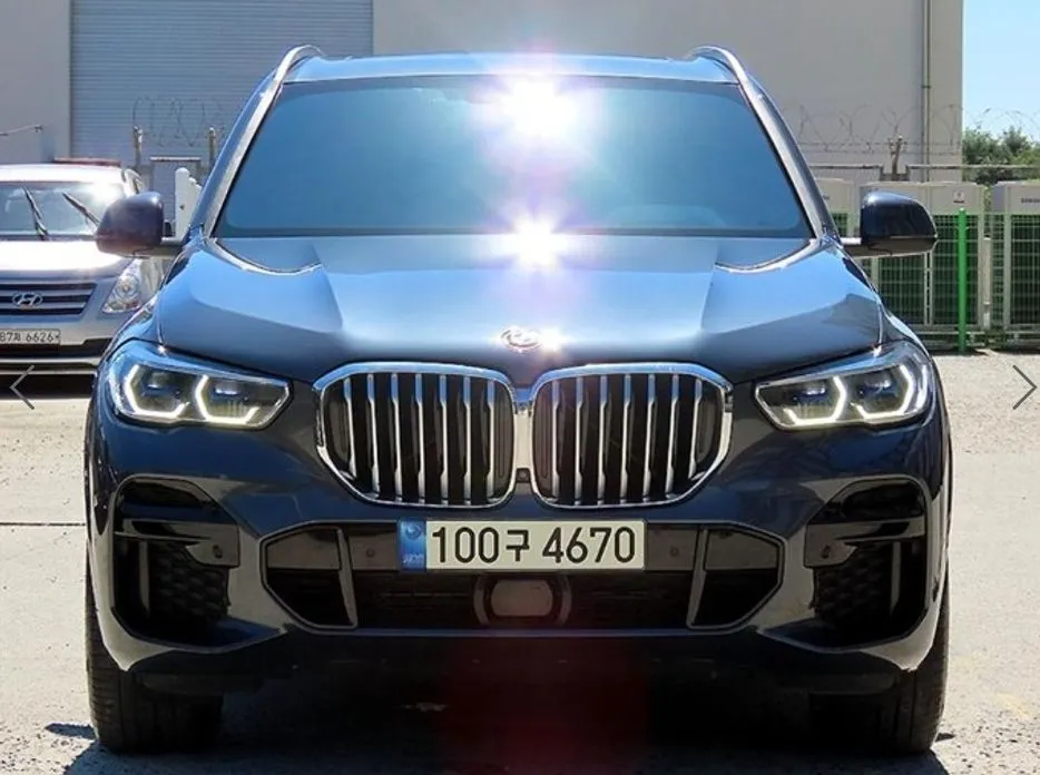BMW X5 — фото 1