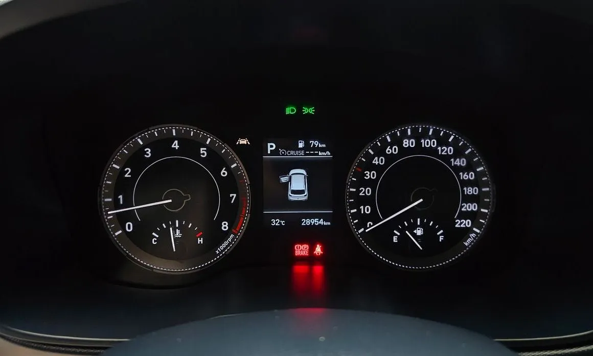 Hyundai Venue — фото 2