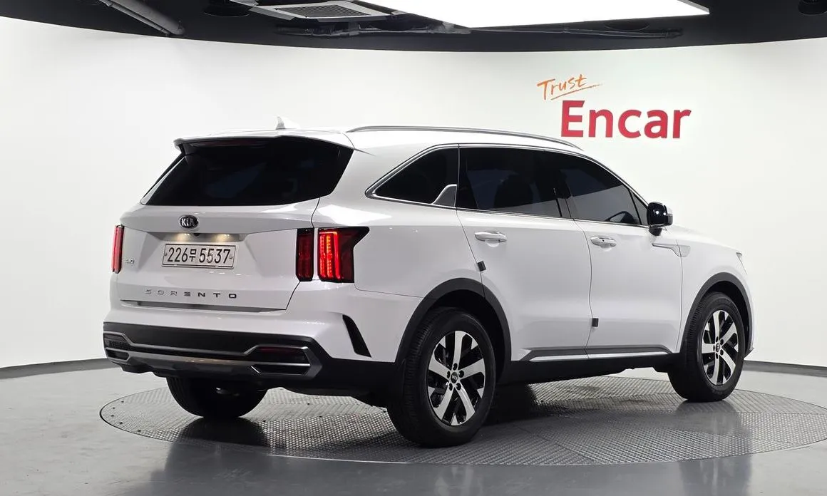 Kia Sorento — фото 2