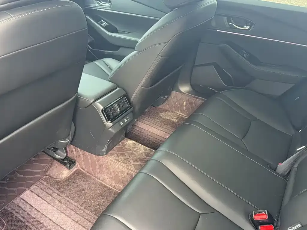 Honda Accord — фото 2