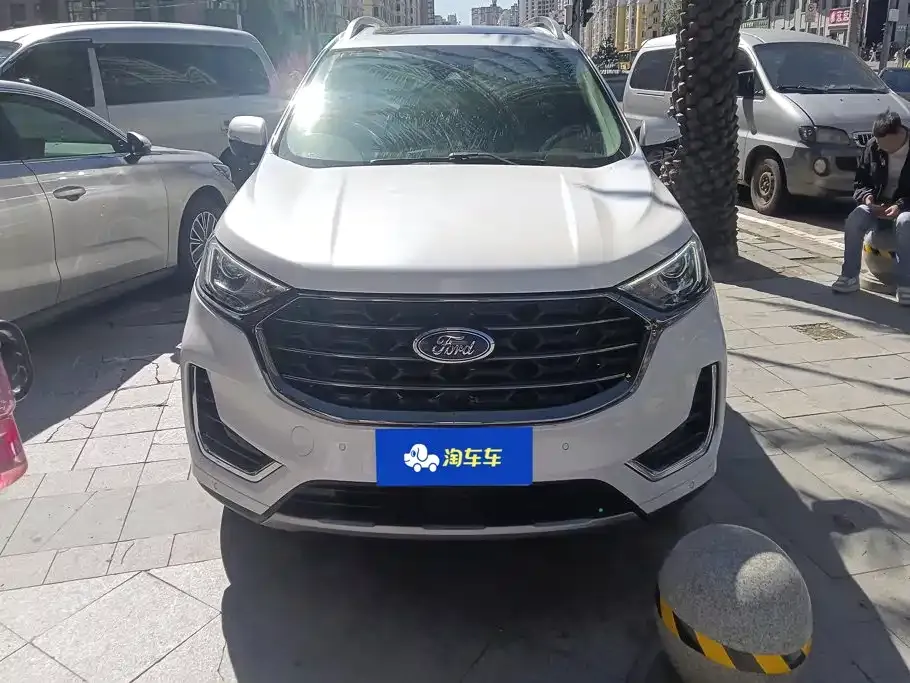 Ford Edge — фото 7