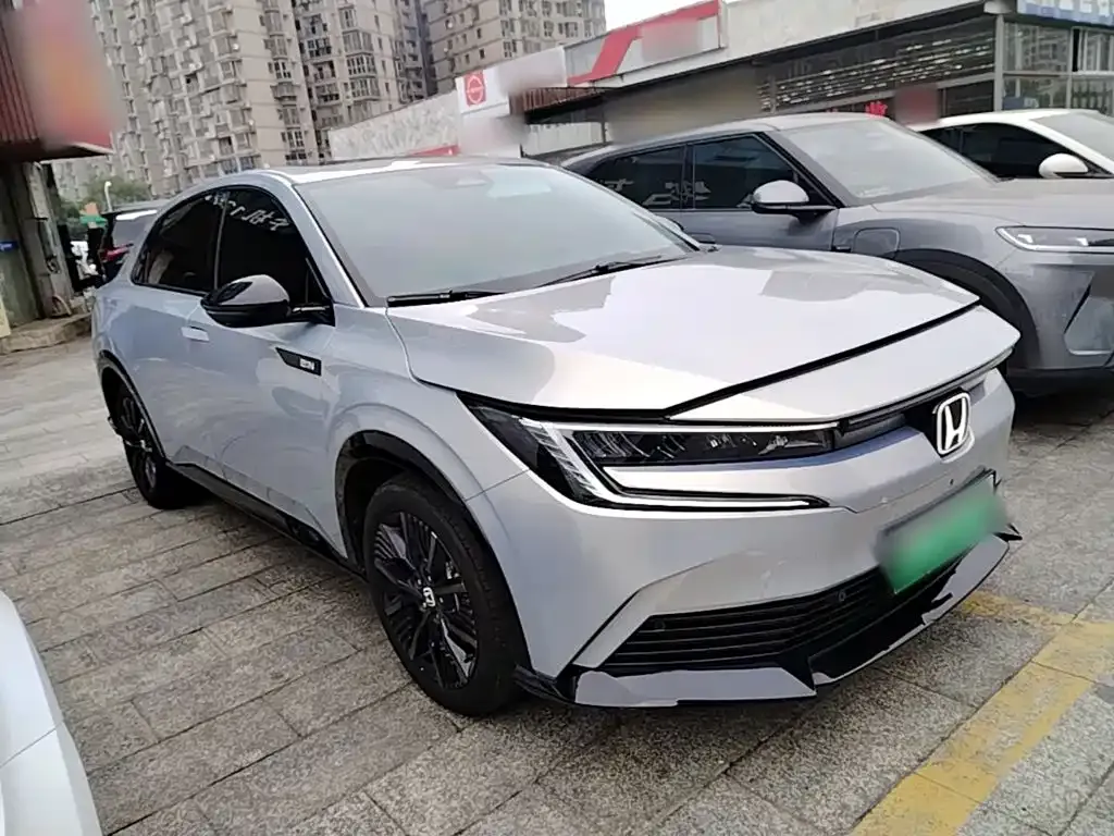 Honda e:NP2 — фото 7