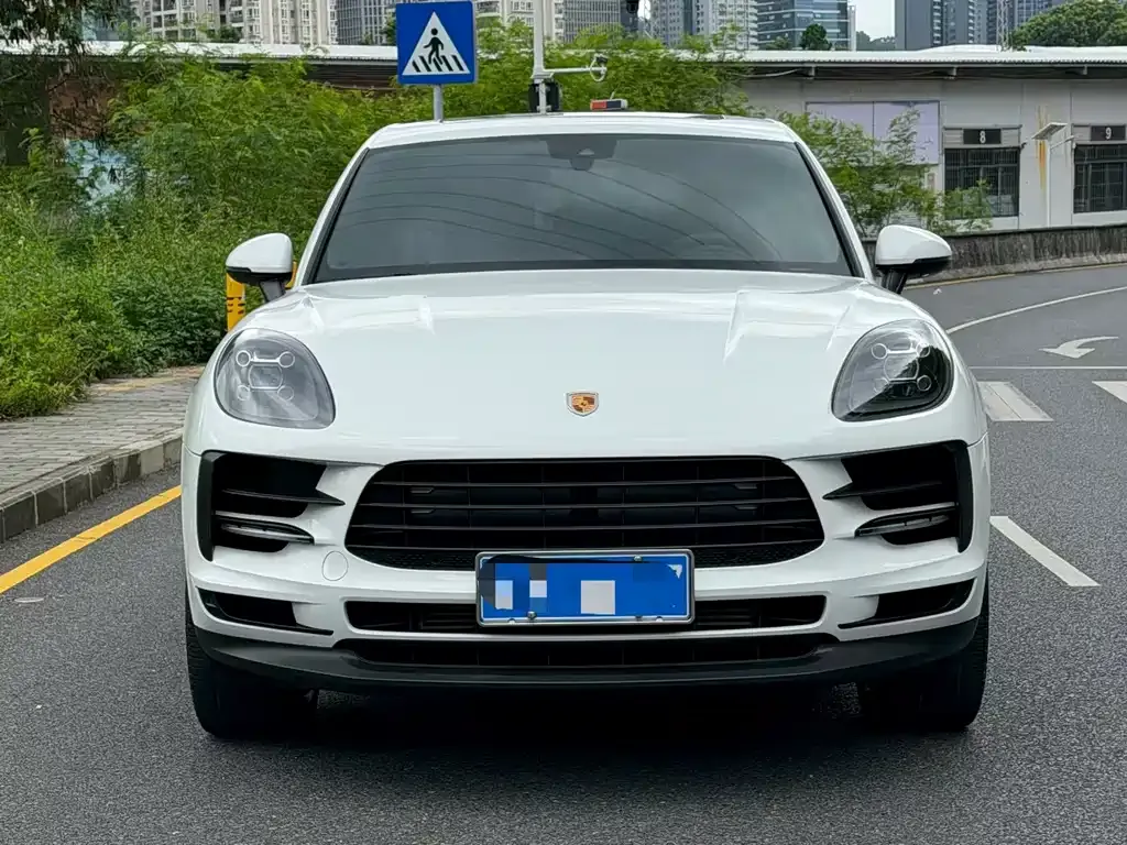 Porsche Macan — фото 9