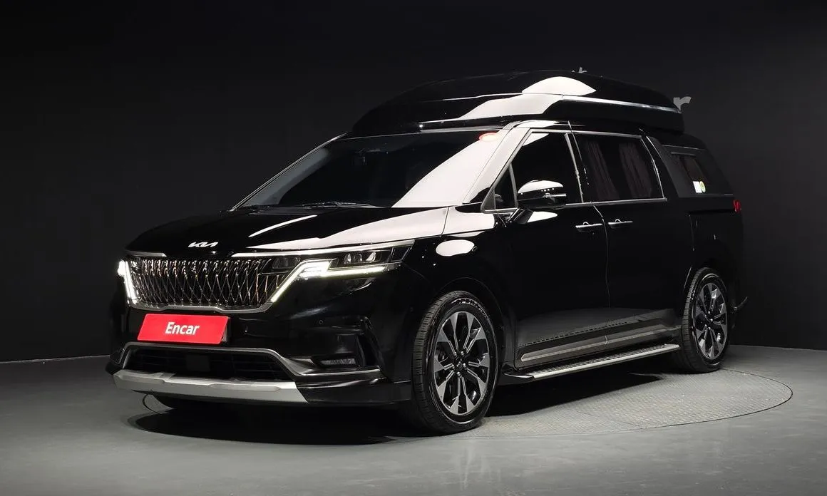 Kia Carnival — фото 1