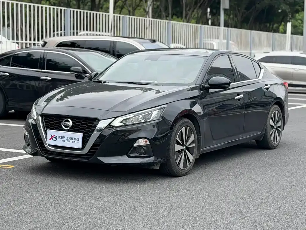 Nissan Teana — фото 8