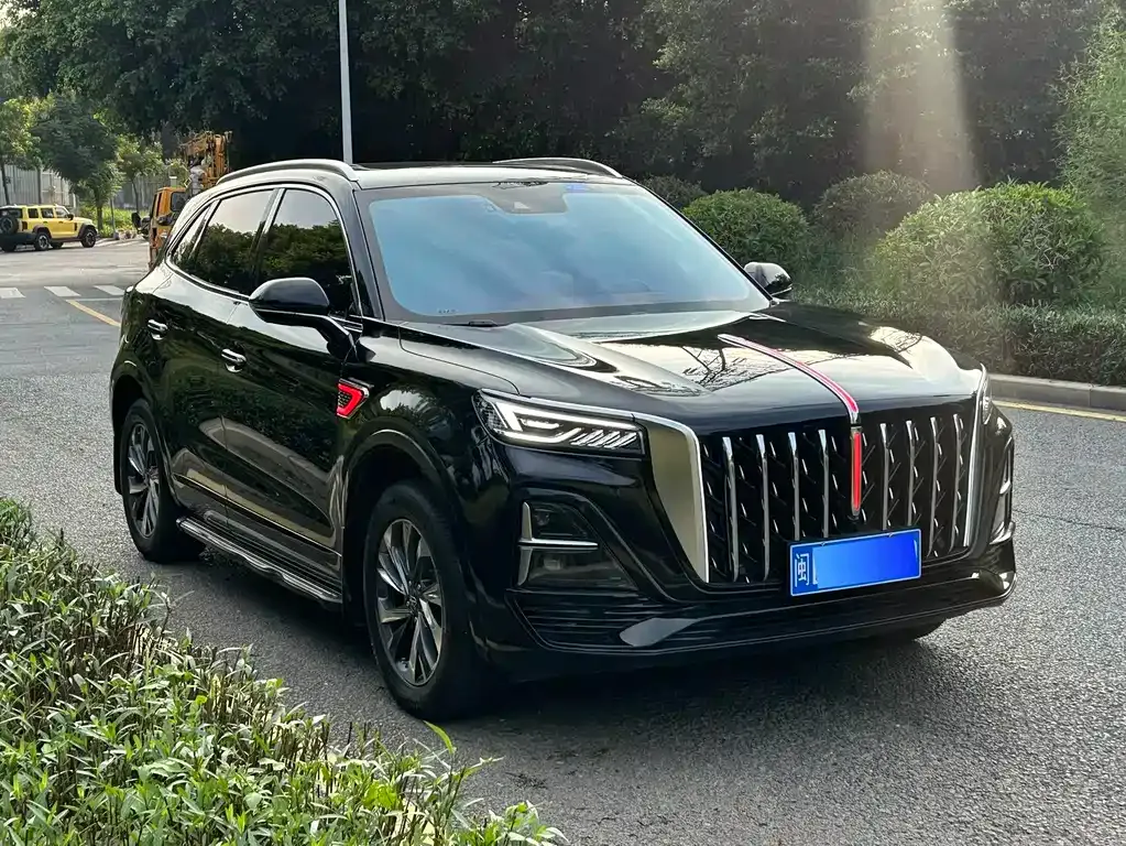 Hongqi HS5 — фото 4