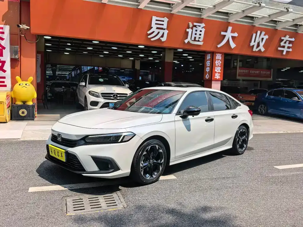Honda Civic — фото 1