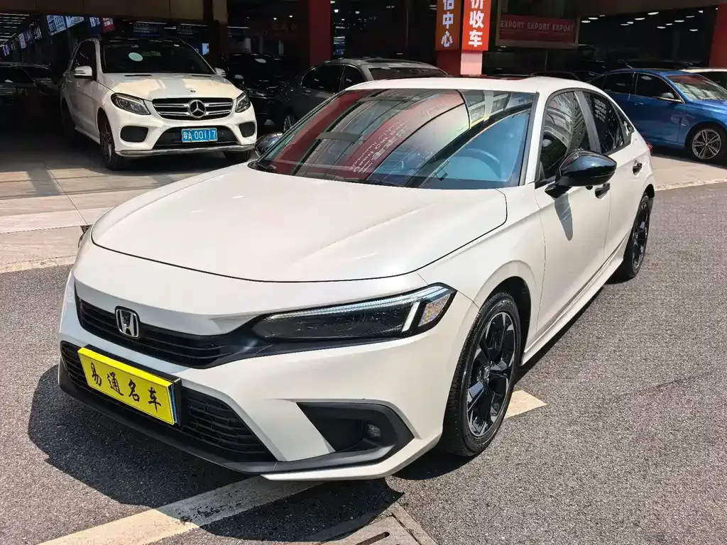 Honda Civic — фото 10