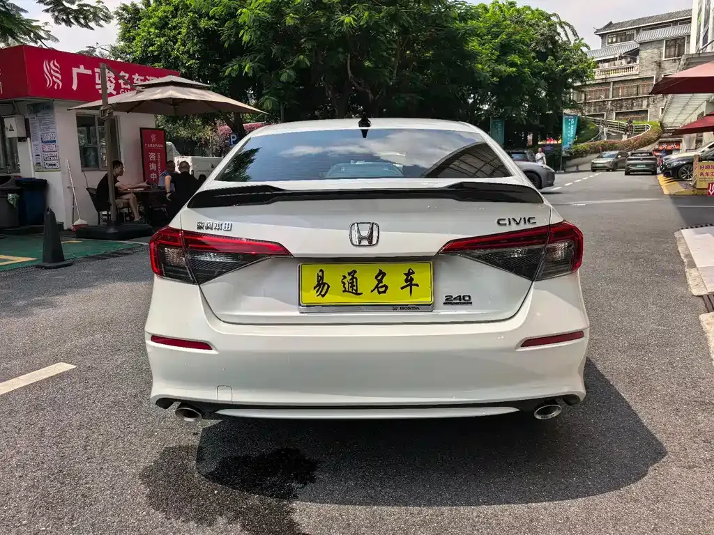 Honda Civic — фото 7