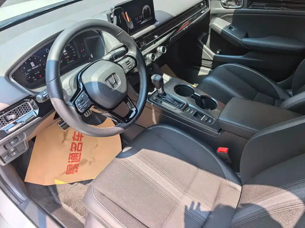 Honda Civic — фото 2
