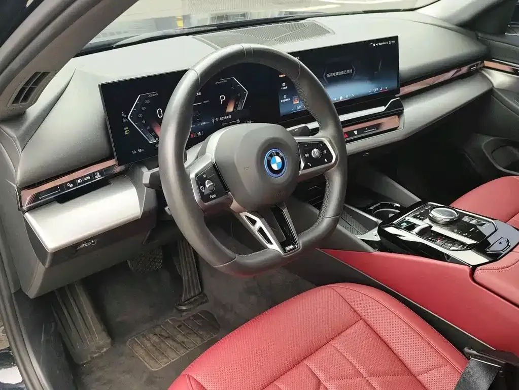 BMW i5 — фото 4