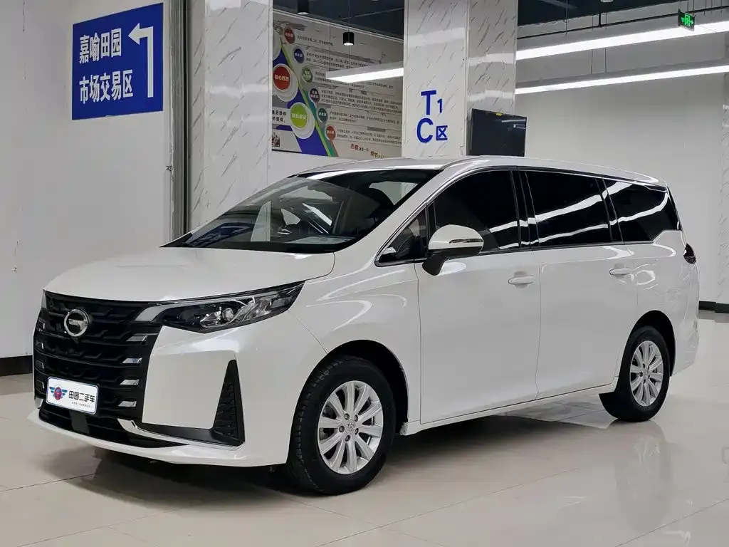GAC Motor Trumpchi M6 — фото 1