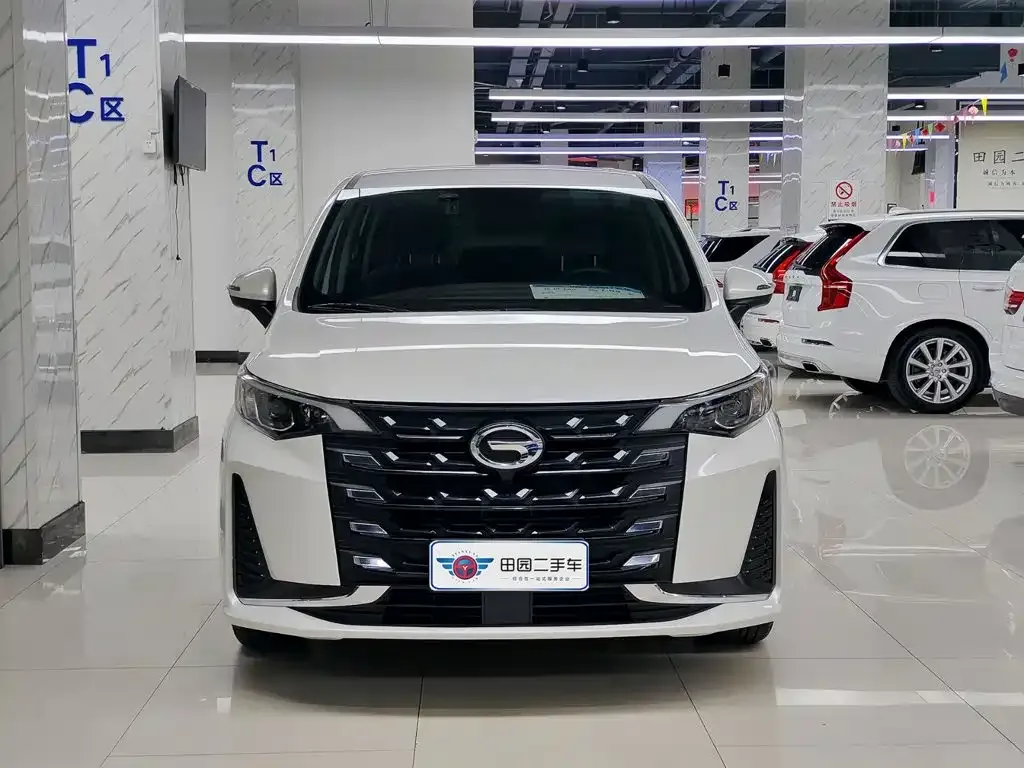 GAC Motor Trumpchi M6 — фото 8