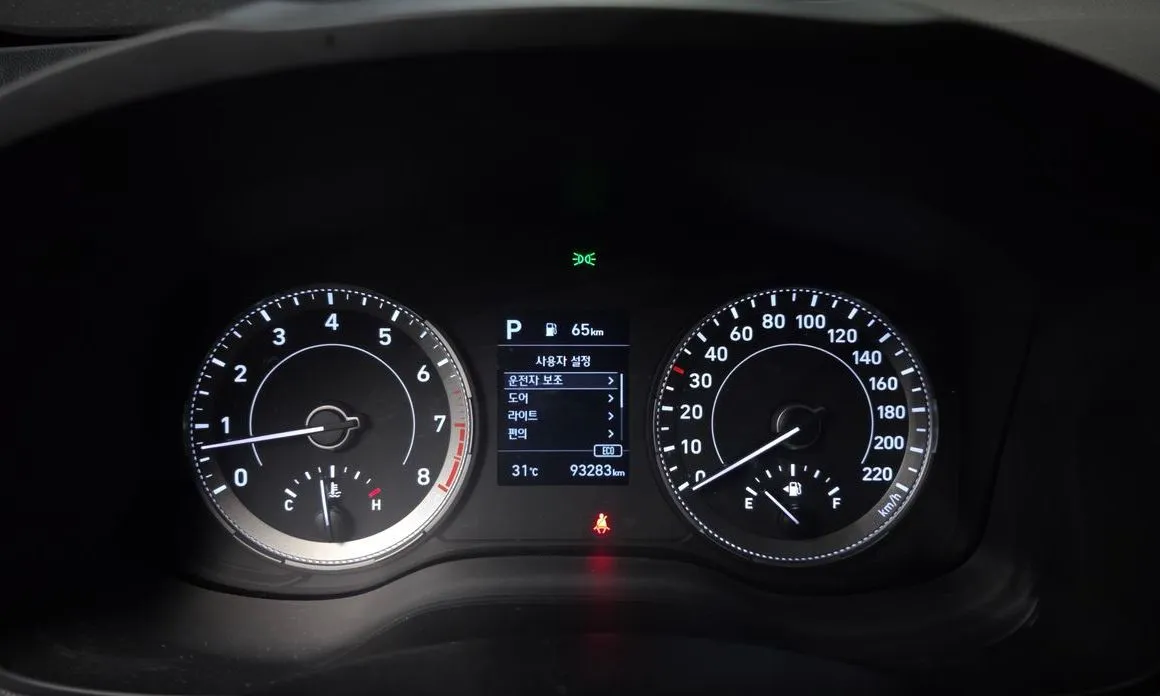 Hyundai Venue — фото 2