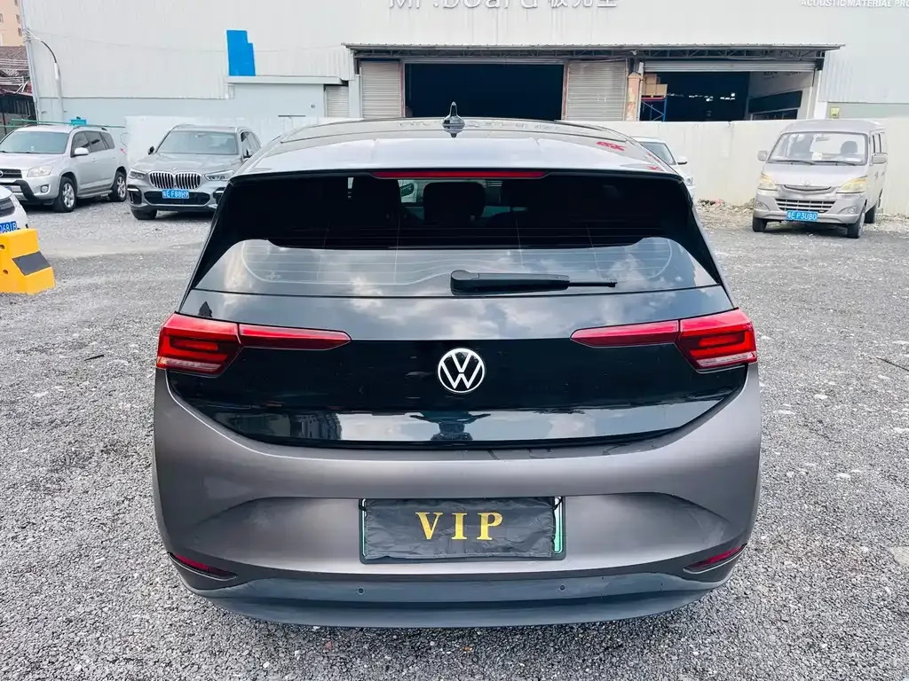 Volkswagen ID.3 — фото 3