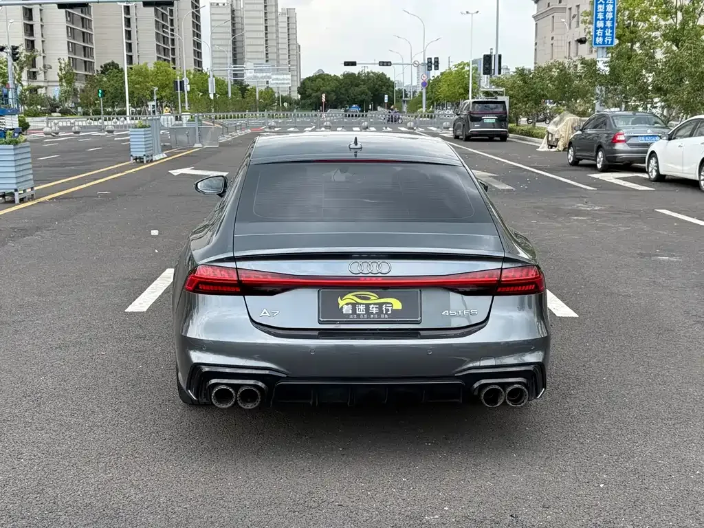Audi A7 — фото 4