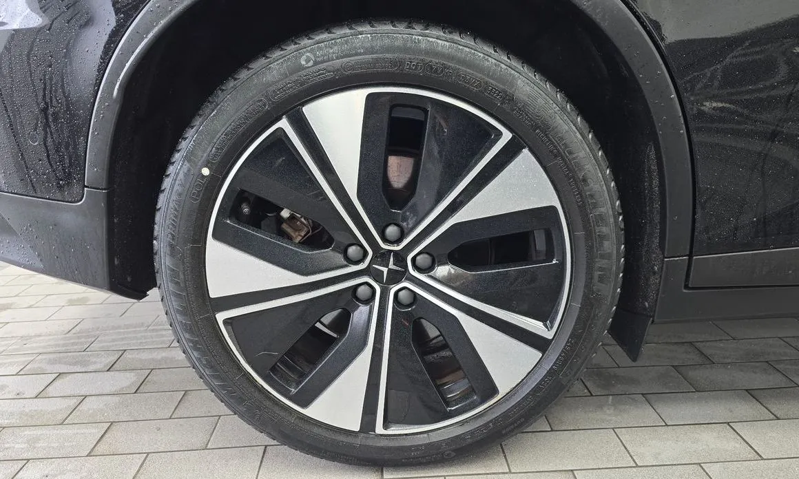 Polestar Polestar 2 — фото 9