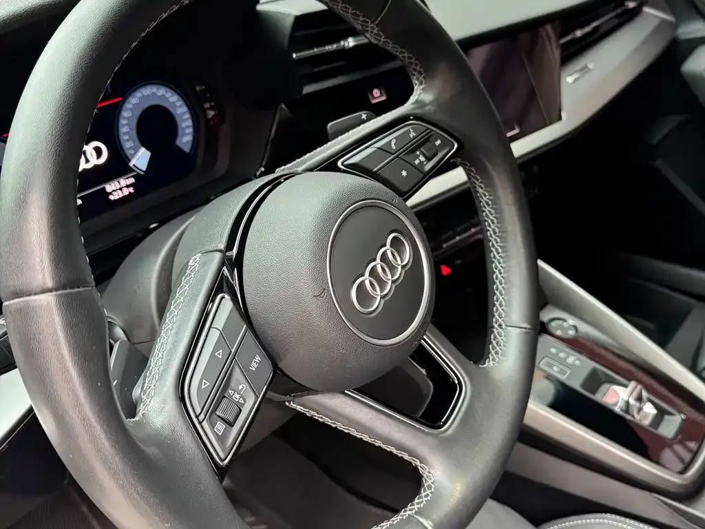 Audi A3 — фото 9