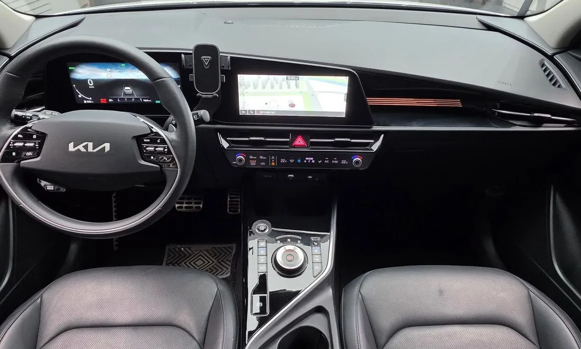 Kia Niro — фото 10