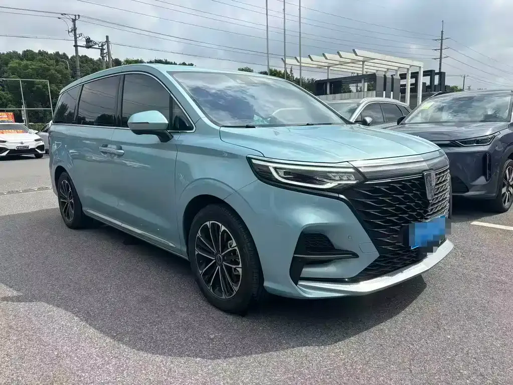 Roewe iMAX8 — фото 4